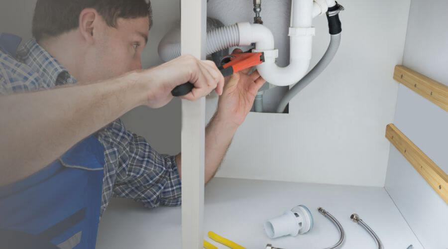 Professional Tankless Water Heater Installation in Iron Mountain, MI